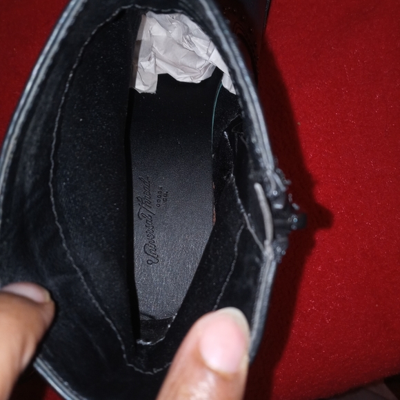 Universal Thread Cowboy Boots - Picture 5 of 8